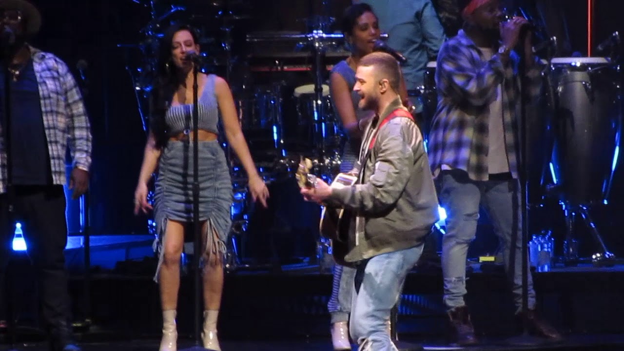 Justin Timberlake - Say Something - Man of the Woods Tour - Boston 4/5/18 - FULL