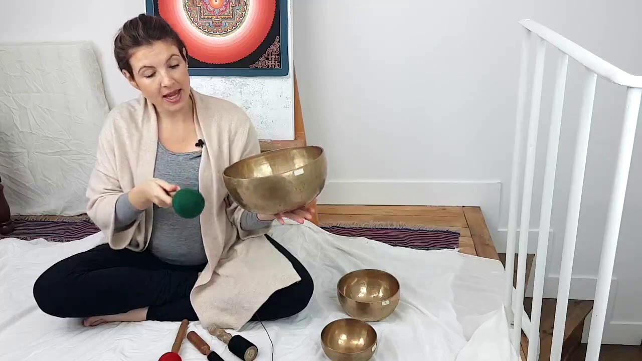 How to play tibetan singing bowls -  striking a Bowl
