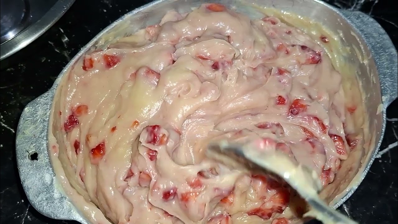 RECHEIO DE BOLO COM MORANGO 