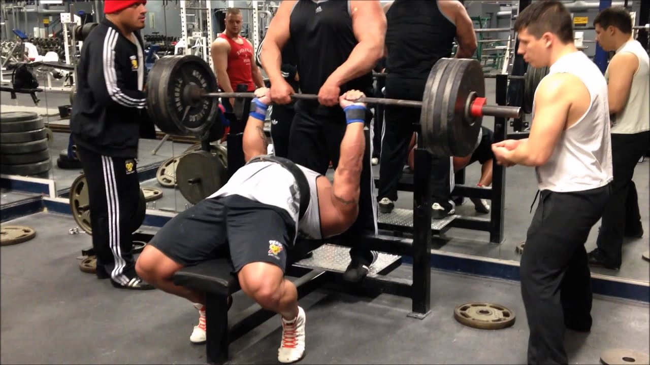 245kg/540lbs Raw Bench Close Grip Paused (PR)