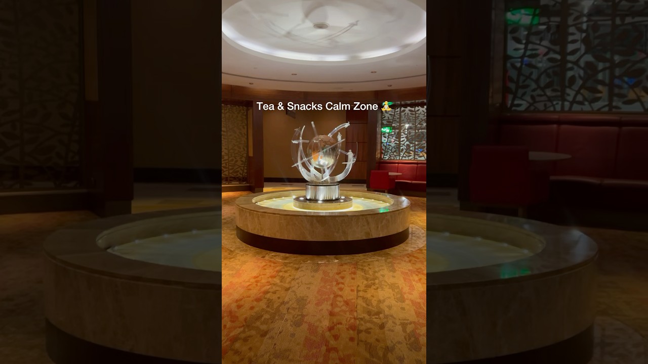 10 INCREDIBLE Features of The Emirates Business Class Lounge In Dubai Airport DXB | Lounge Guru