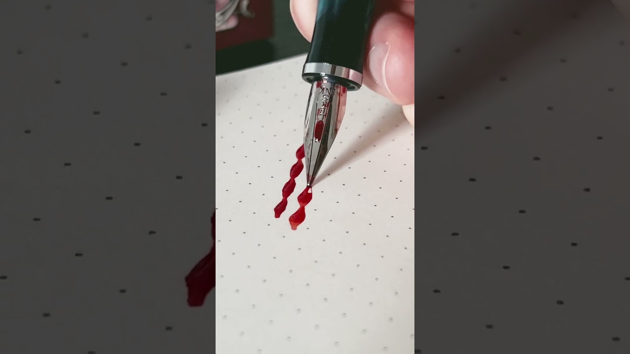 Three tined music flex nib in action (Noodler&rsquo;s Triple Tail)