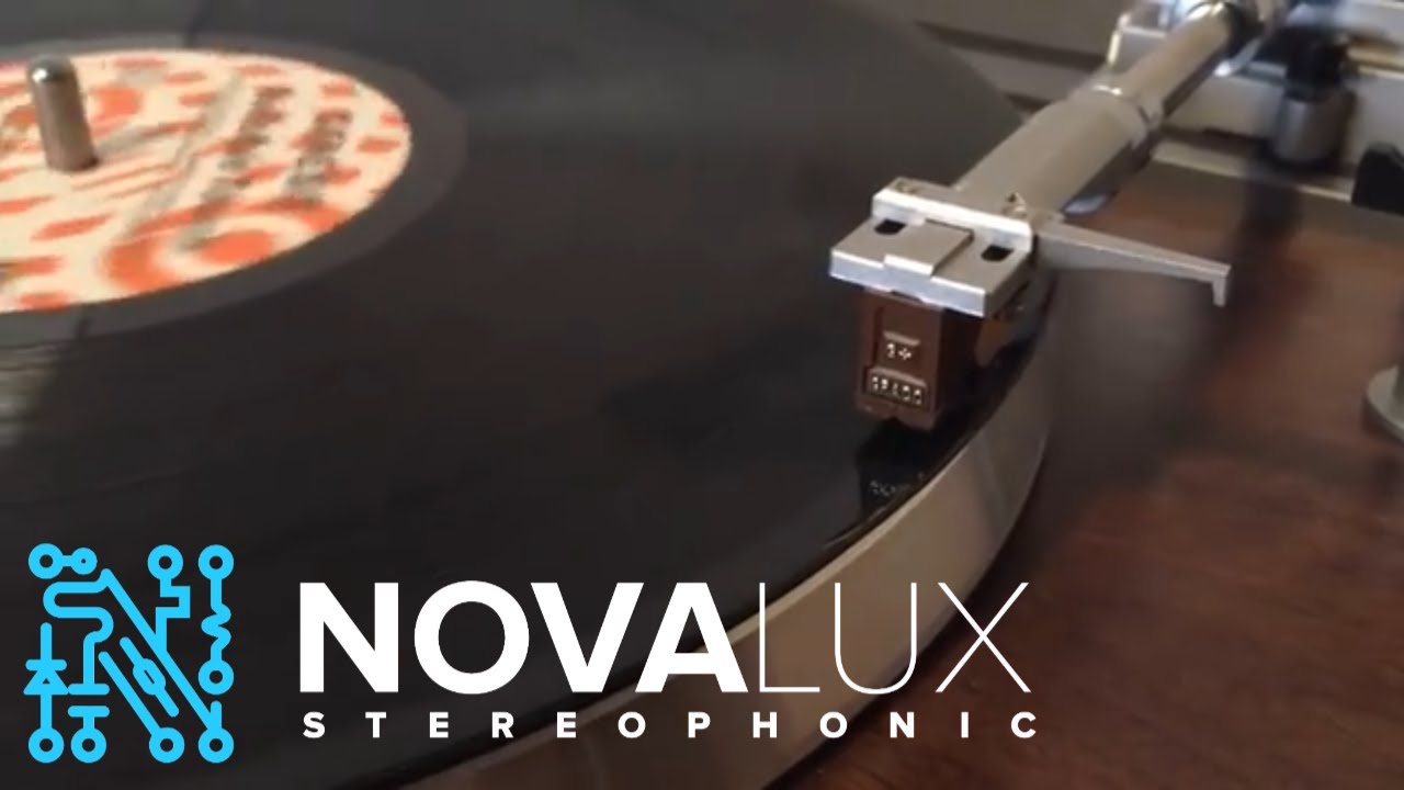 NX001 Mitsubishi LT-20 Linear Tracking Turntable - Demo