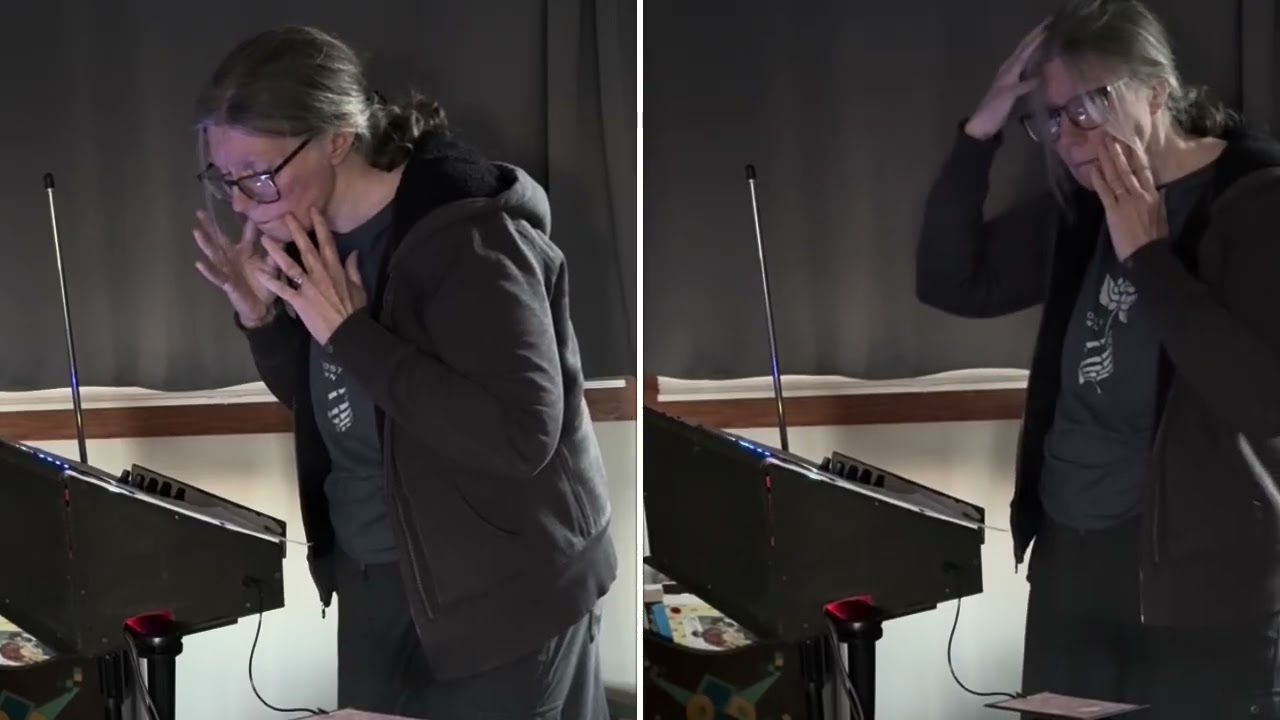 Experimenting with randomly layered Theremin videos 