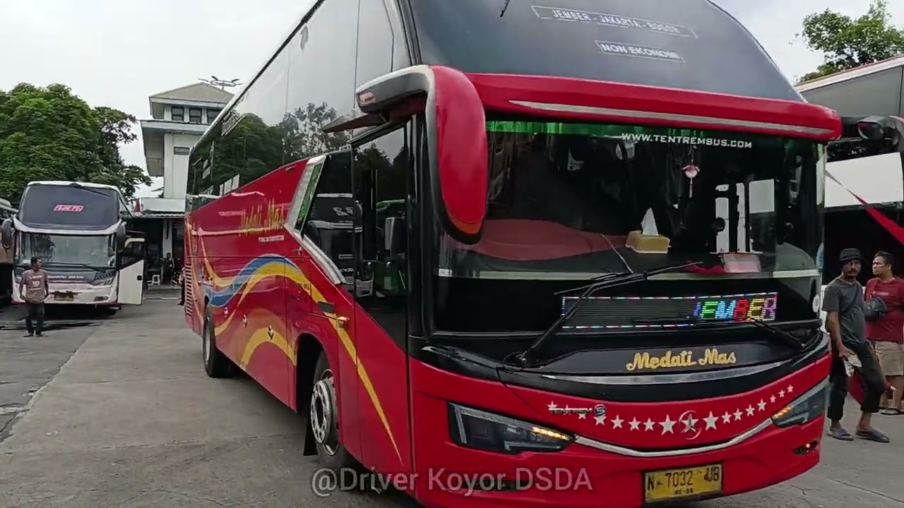 Bus !! Pandawa87, Medalimas, Agramas, Garudamas dll. Terminal Tanjung Priok Jakarta Utara