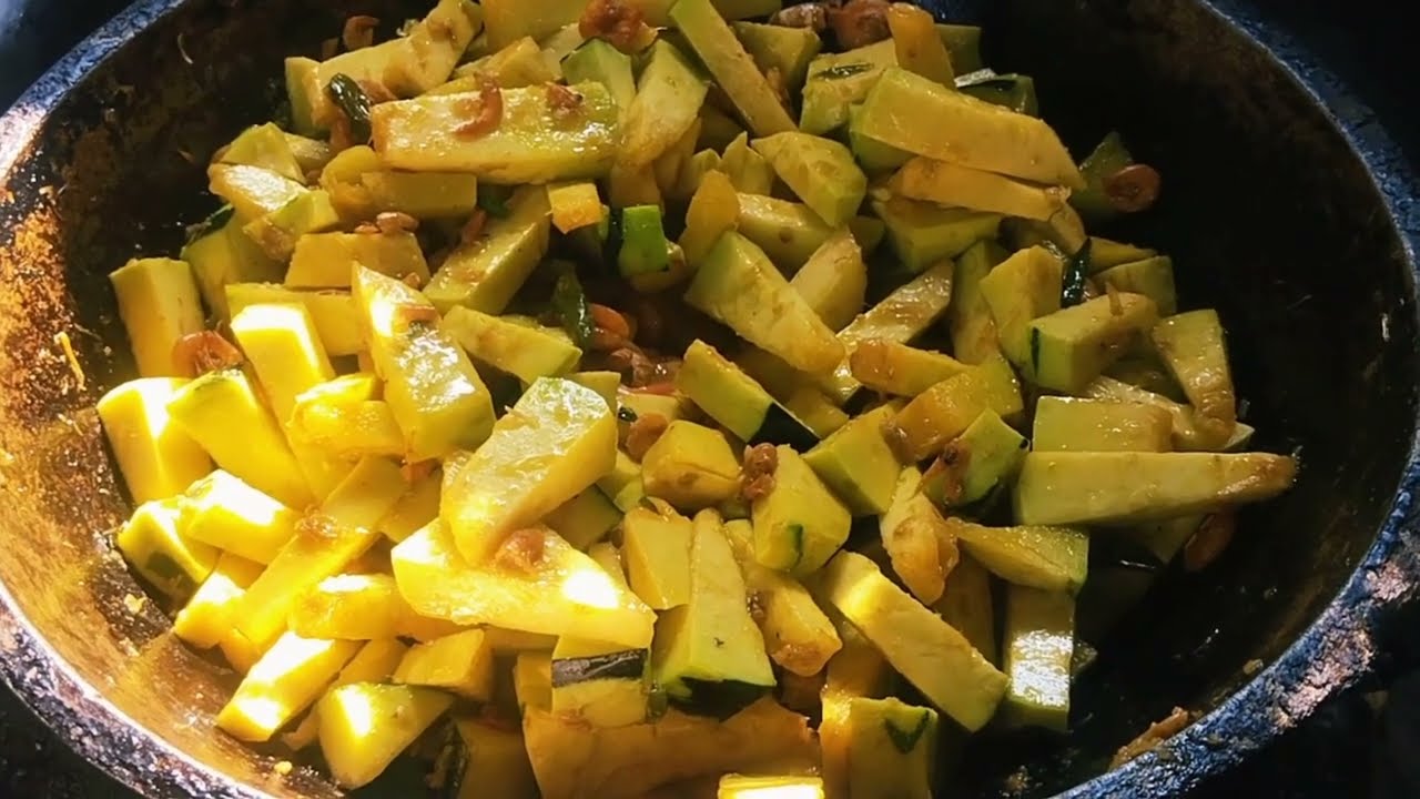 রেস্টুরেন্ট স্বাদে চিংড়ি মাছের  মিষ্টিকুমড়া ভাজি I misti kumra bhaji recipe!#cookingvlog 