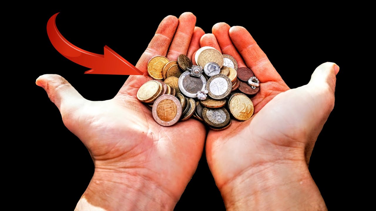 VIEL GELD und SCHMUCK bei SCHATZSUCHE auf Spielplätzen gefunden!! - Sondeln vor der Corona- Krise!!