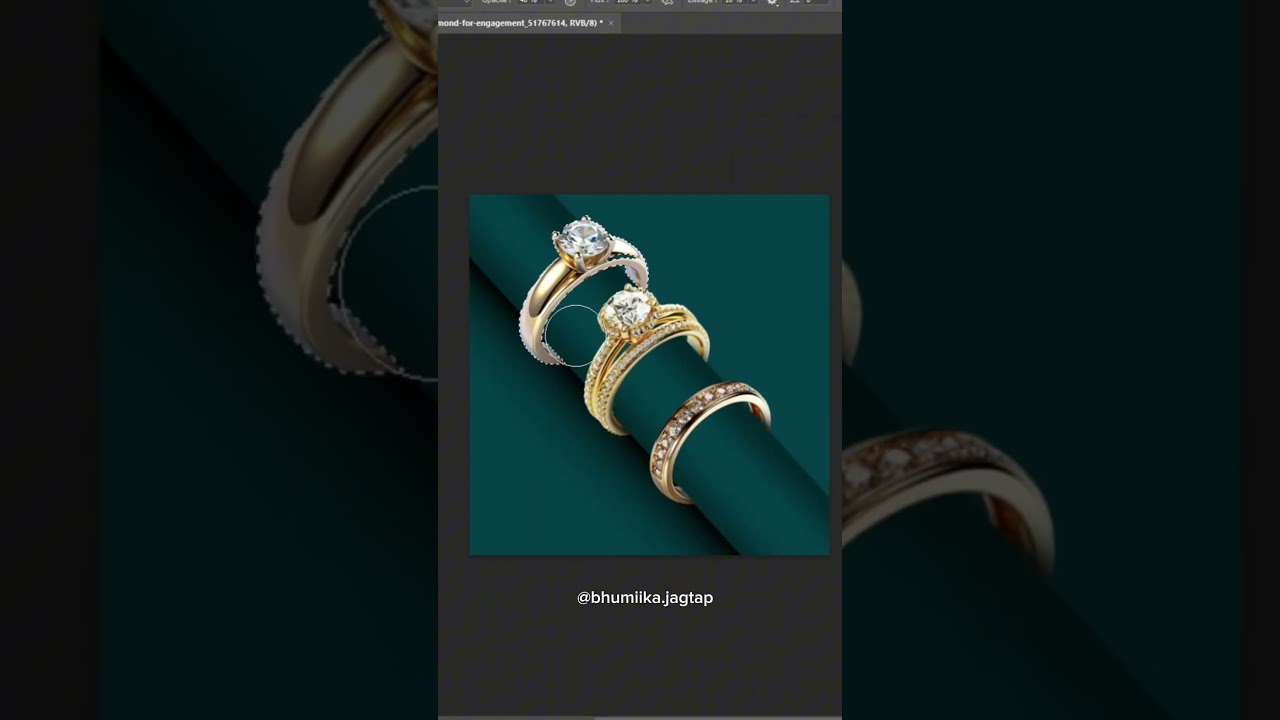 Create amazing poster with me✨