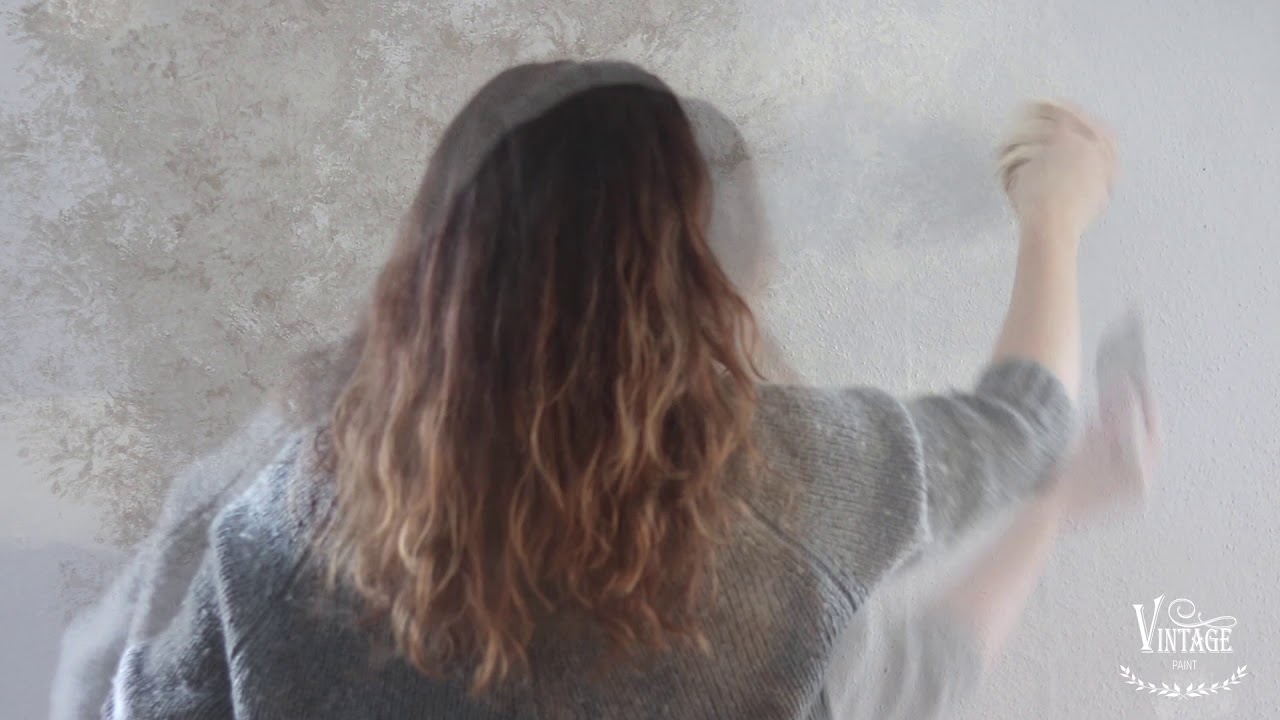 Vintage Paint | How to make a patinated wall that looks like concrete