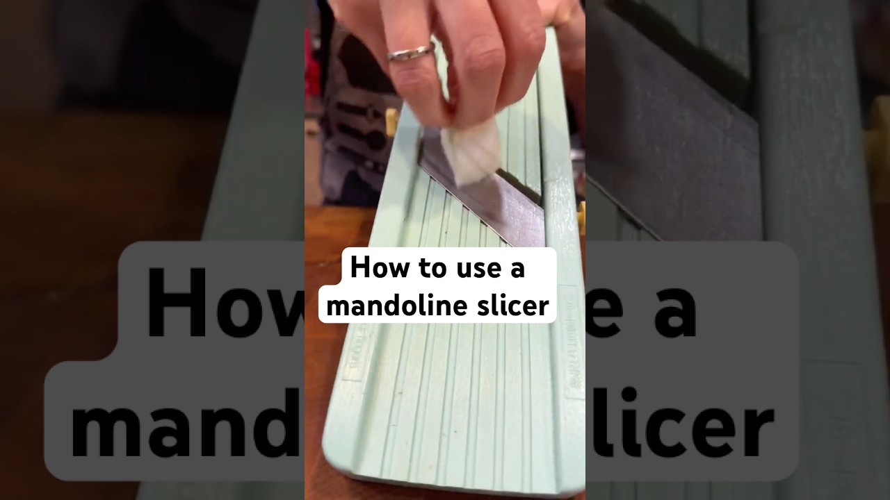 How to use a mandoline slicer. #knifeskills #cooking #cookingtips #cookingtipsandtricks