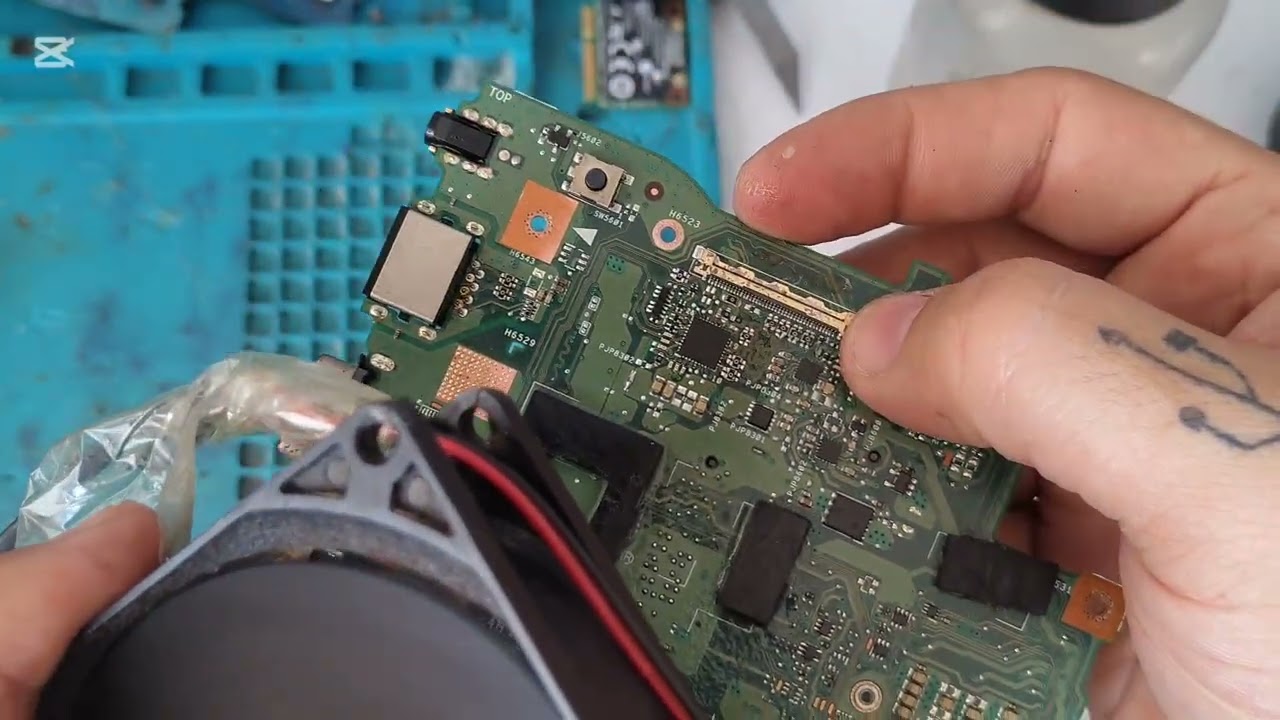 Asus enciende corto pantalla línea LVDS PIXELADA no es Flex ni pantalla 