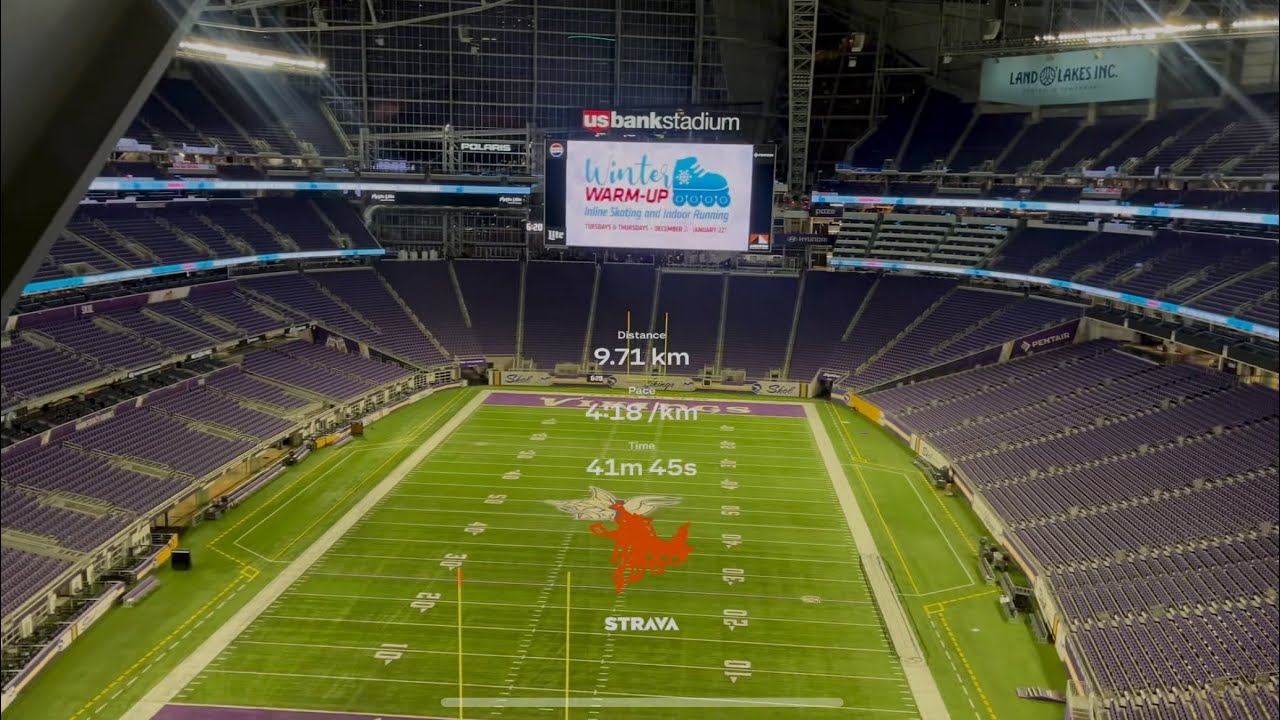 Last Side Quest of 2025: Running 9K at a U.S. Stadium