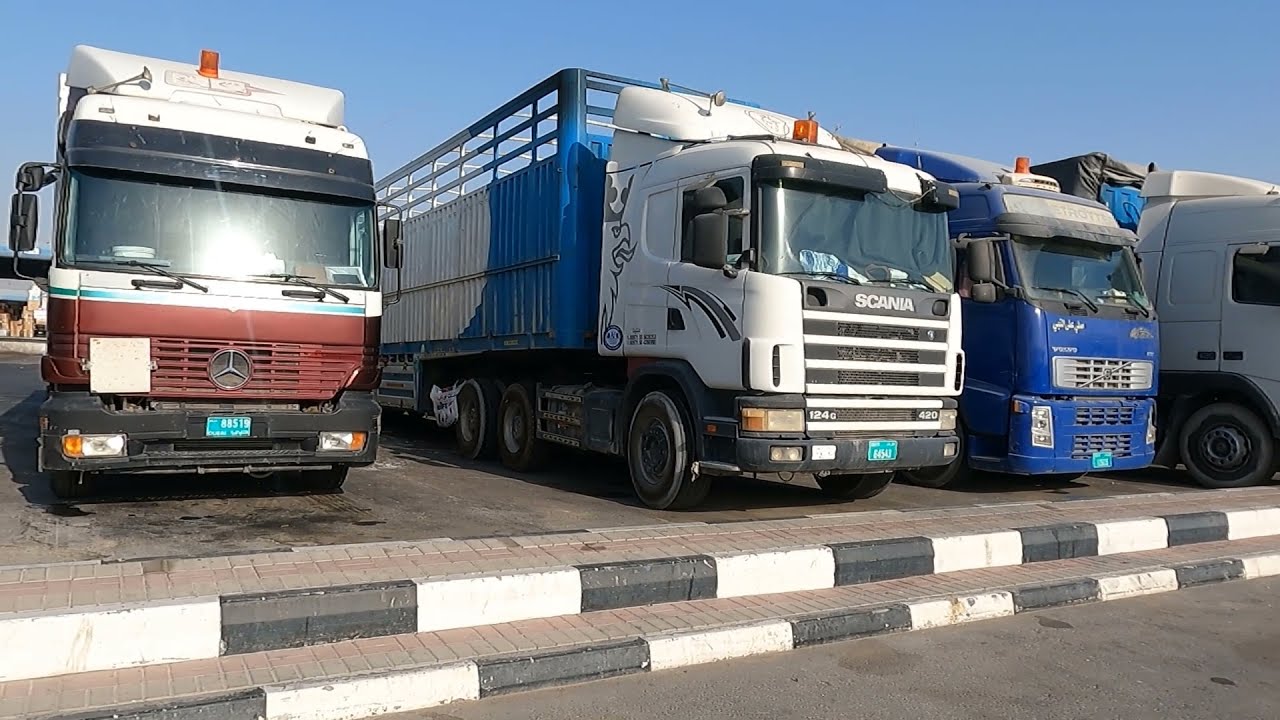 اثناء تحميل من الامارات الئ اليمن حمل زيت محركات