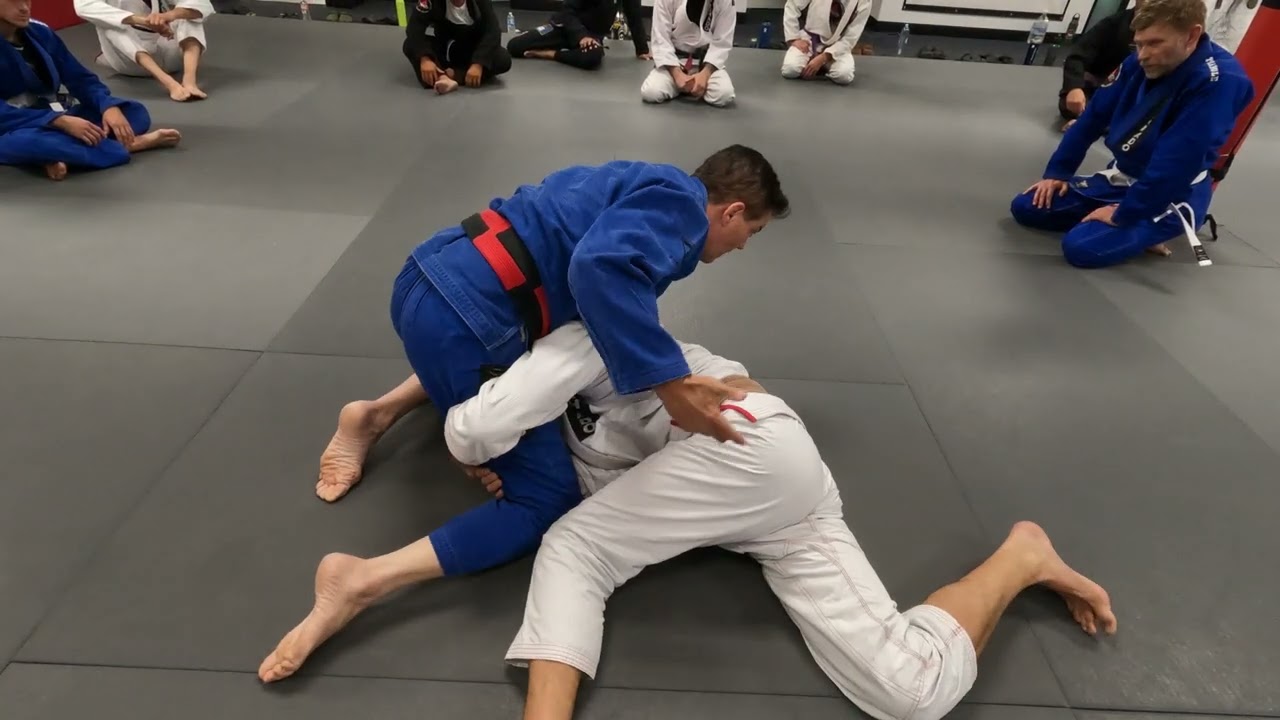 Dual threat in escaping side control