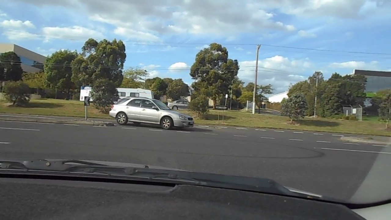 TTDT 198 Turning Right At Main Road With Median Strip