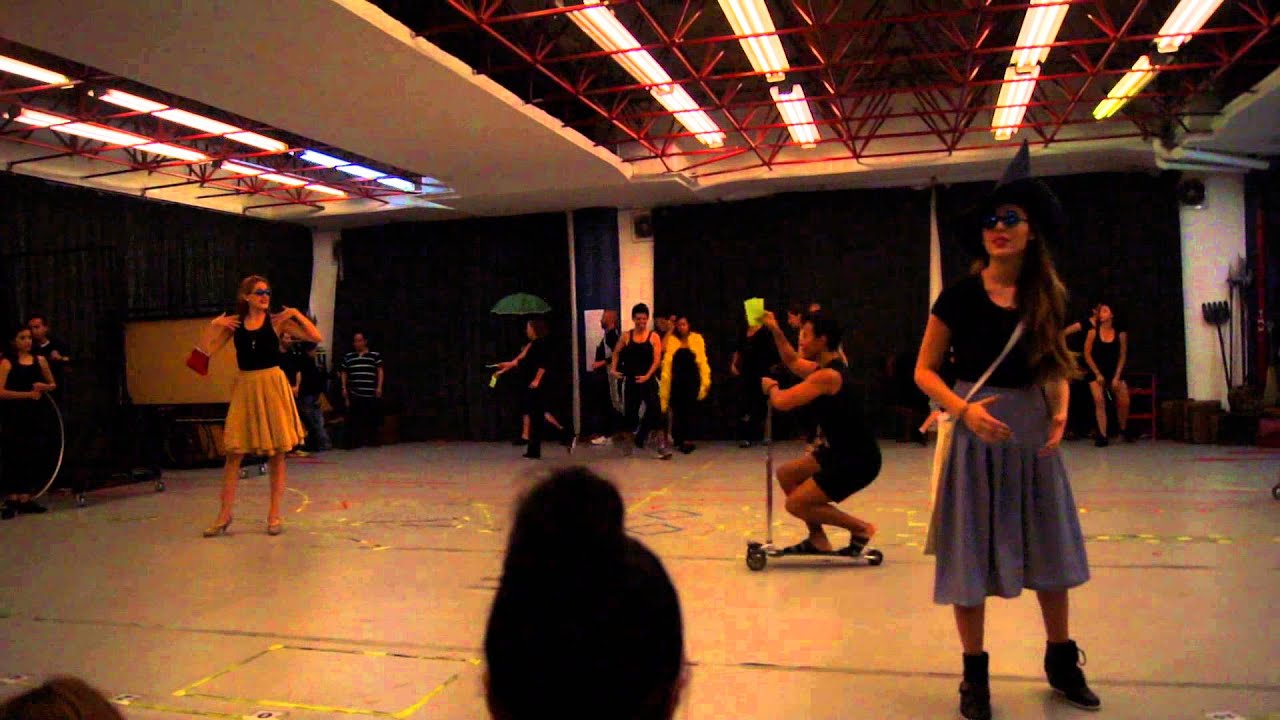 Wicked México - Ensayos frente a prensa - La Ciudad Esmeralda (Danna Paola / Ceci de la Cueva)