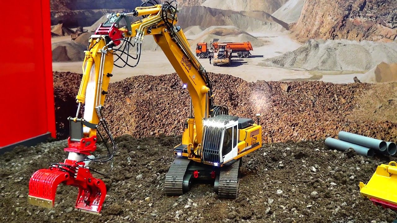 RC HYDRAULIC EXCAVATOR LIEBHERR  944B UPGRADE MULTIUSER