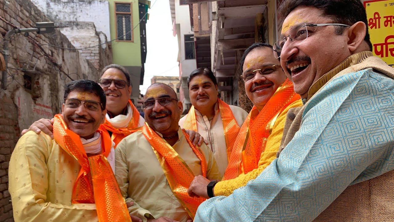 कृतज्ञता के पुष्प: दीपेन्द्र नन्दलाल मैनेजर