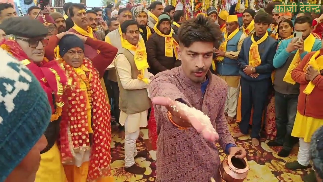 बसंत पंचमी के शुभमुहूर्त पर मां नंदादेवी नौटी में मनौती छंतोली की पूजा अर्चना व कौथिग🙏।