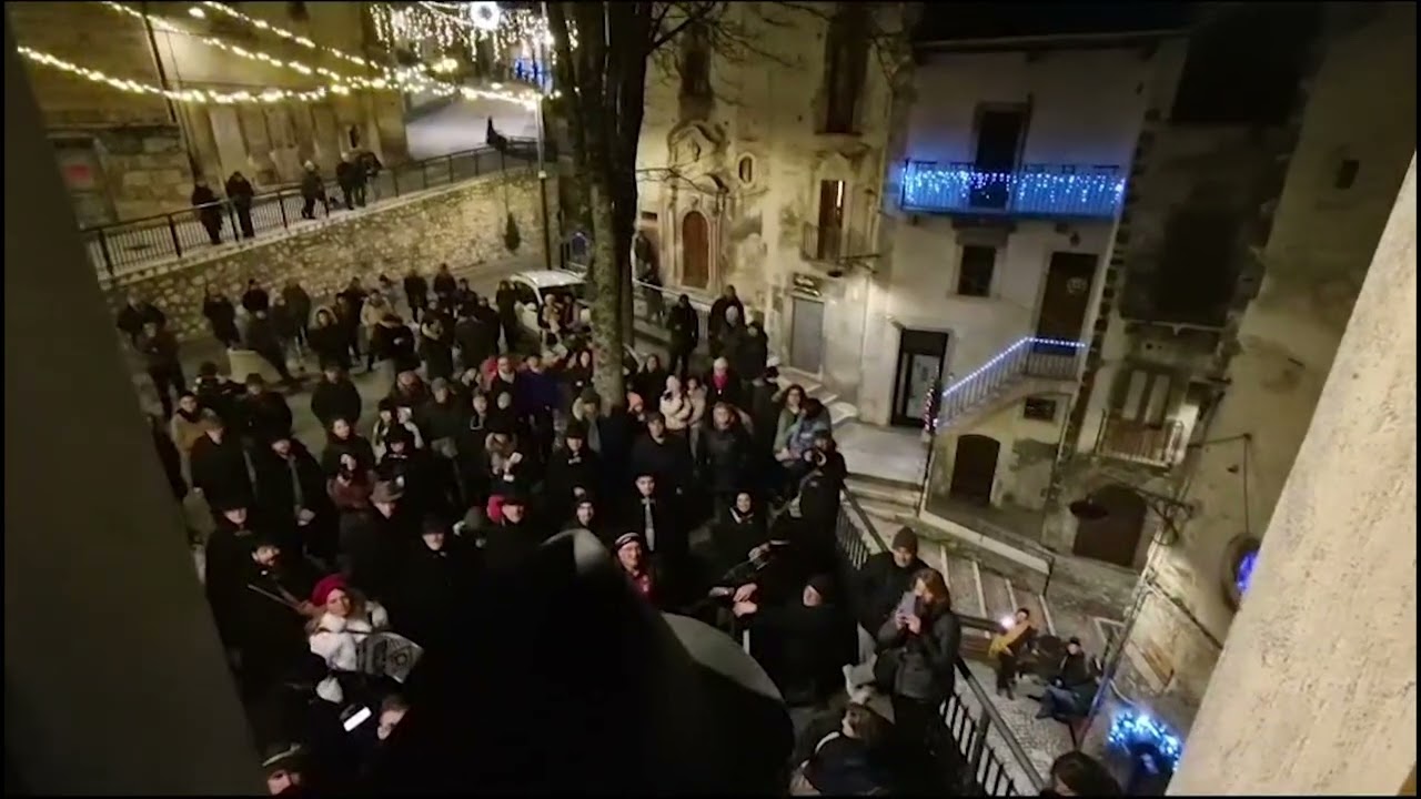 Scanno rinnova il rito delle “Chezette”, una in onore del giornale 