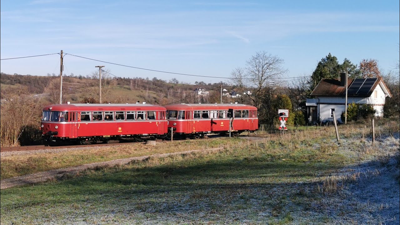 Der Schienenbus VT 98 auf der Zollernbahn - Adventsfahrten zwischen Sigmaringen und Tübingen