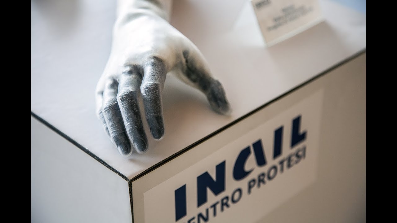 La protesi poliarticolata mioelettrica Hannes (INAIL - IIT)