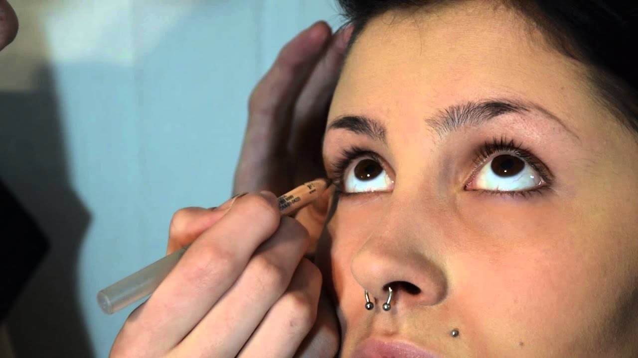 Masculine Makeup for a Feminine Face: 3 Ways