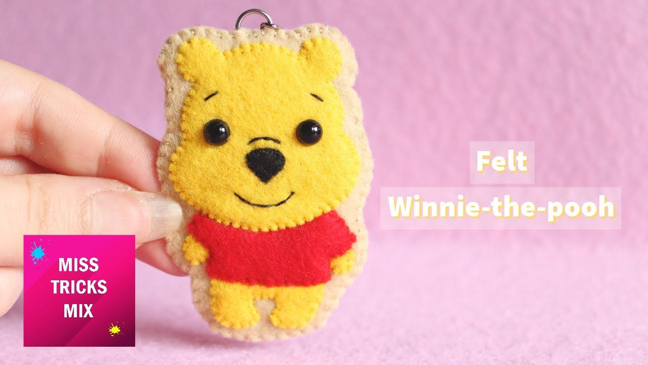 DIY: Cute Winnie-the-pooh Felt Keychain | Kawaii Craft | Felt Craft.