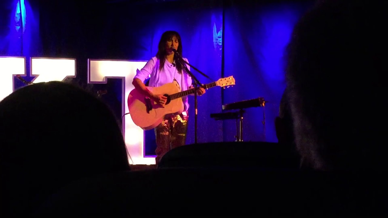 Landslide - KT Tunstall (Fleetwood Mac Cover) 2-18-17