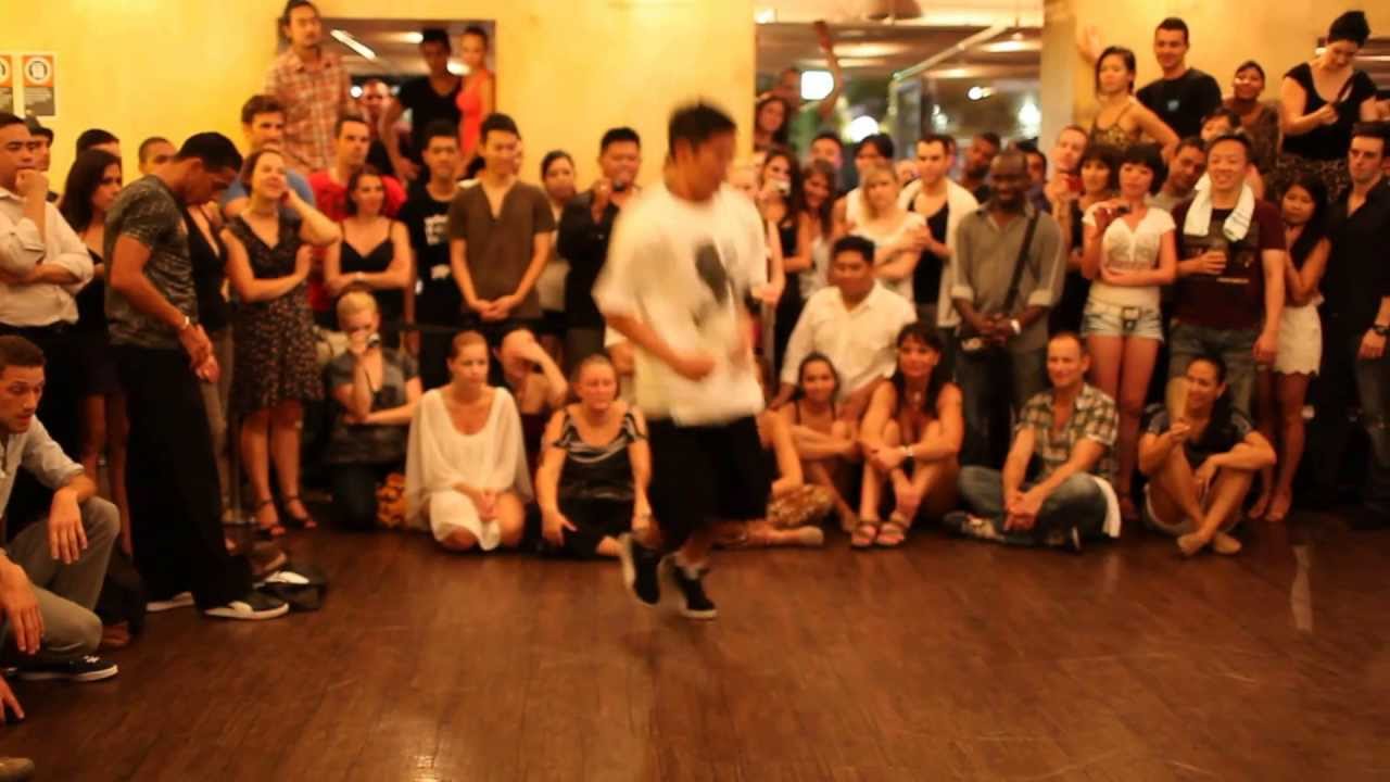 Salah and his team - Sydney Salsa Congress 2011- after party - @ Pumphouse - part 2