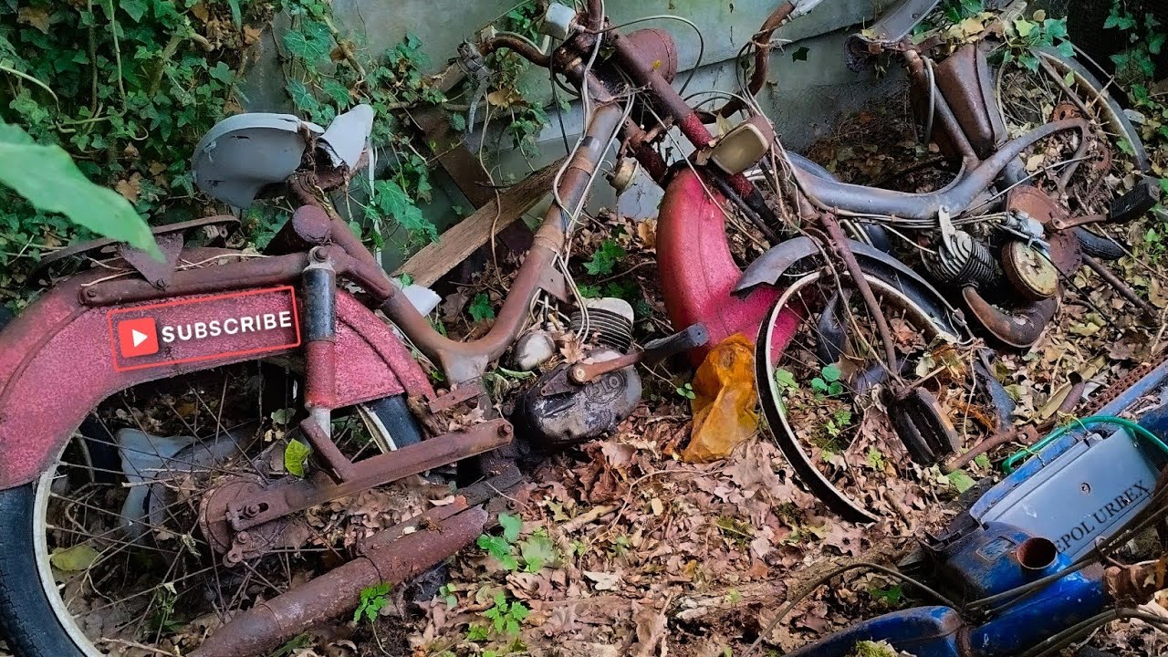 Traktory  motorowery na opuszczonym gospodarstwie  #urbex
