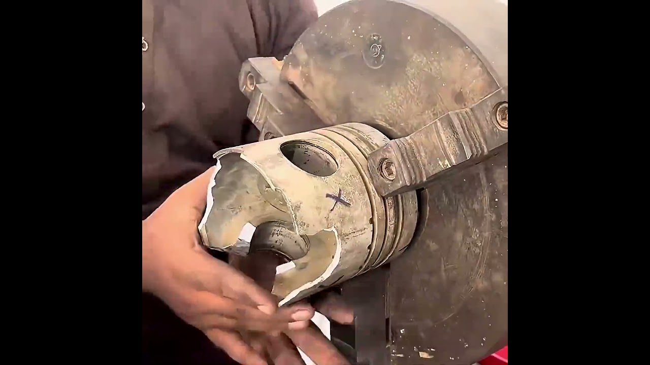 Prepaired One Piston Using Two Defunct Broken Pistons