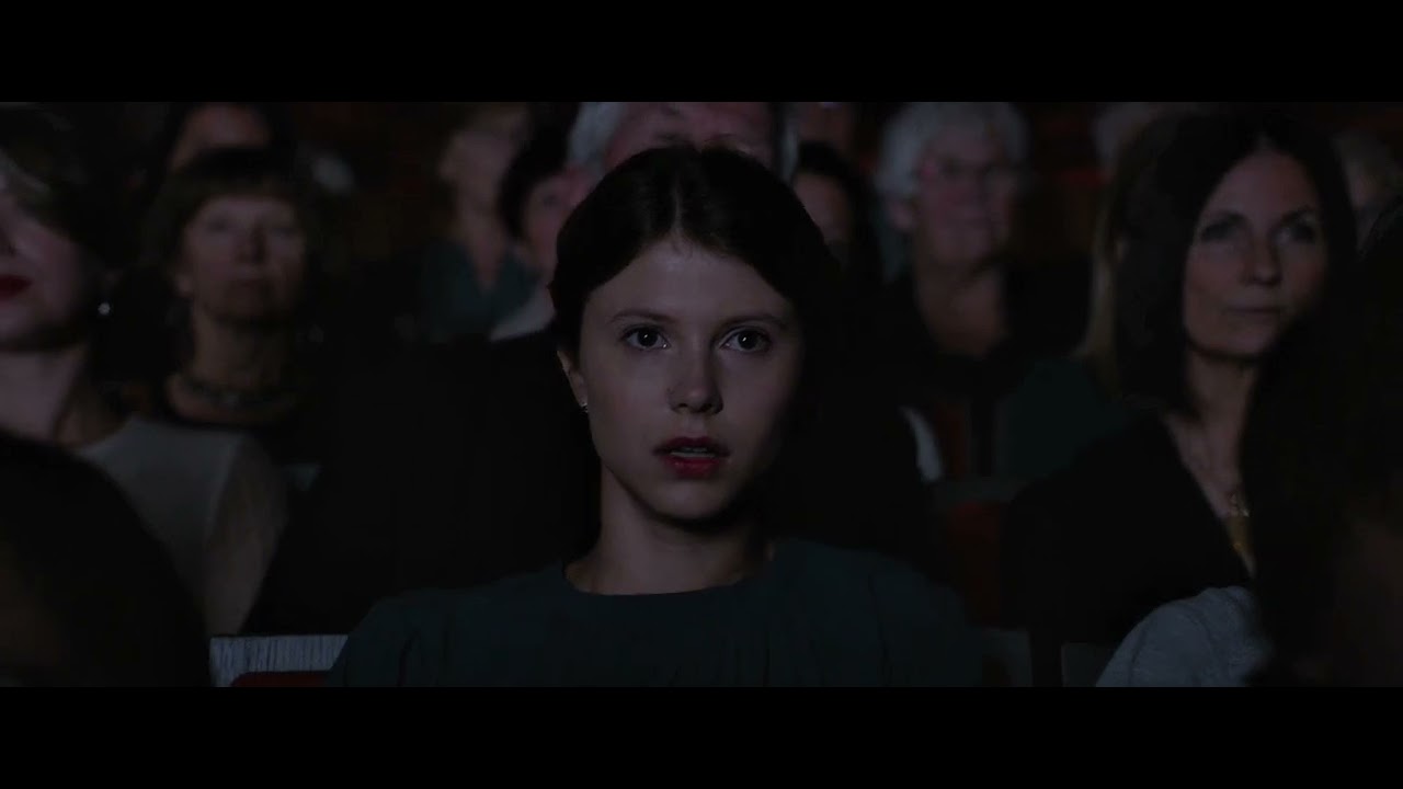 Thelma and Anja Theater kiss scene