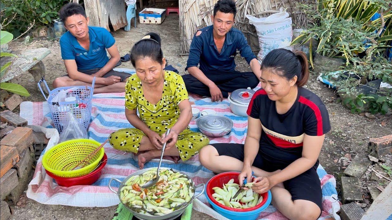 Khai Trương Giàn Câu Mới Kiếm Một Ít Cá Về Nấu Canh Chua Ăn Cơm Chiều / UQMT-410