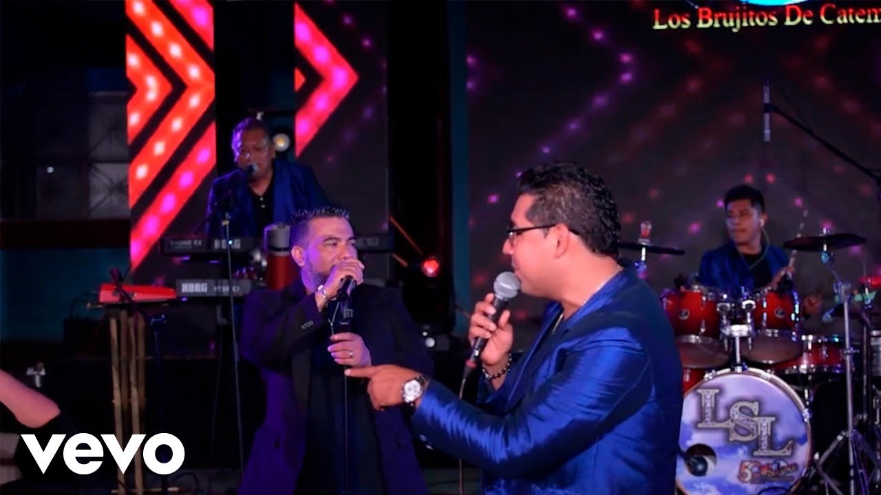 Los Siete Latinos - Popurrí la Escoba ft. Juan Carlos Tapia 