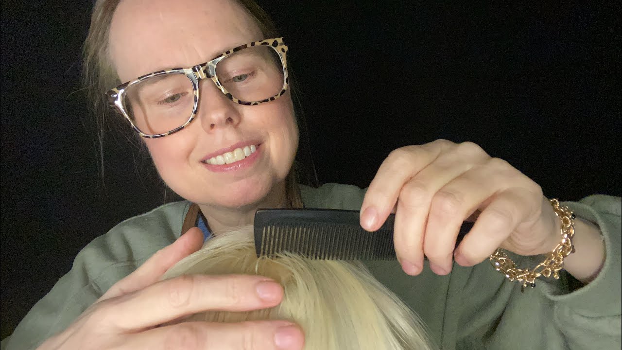 ASMR Hoofdluiscontrole op school💙 | ASMR lice check roleplay Nederlands