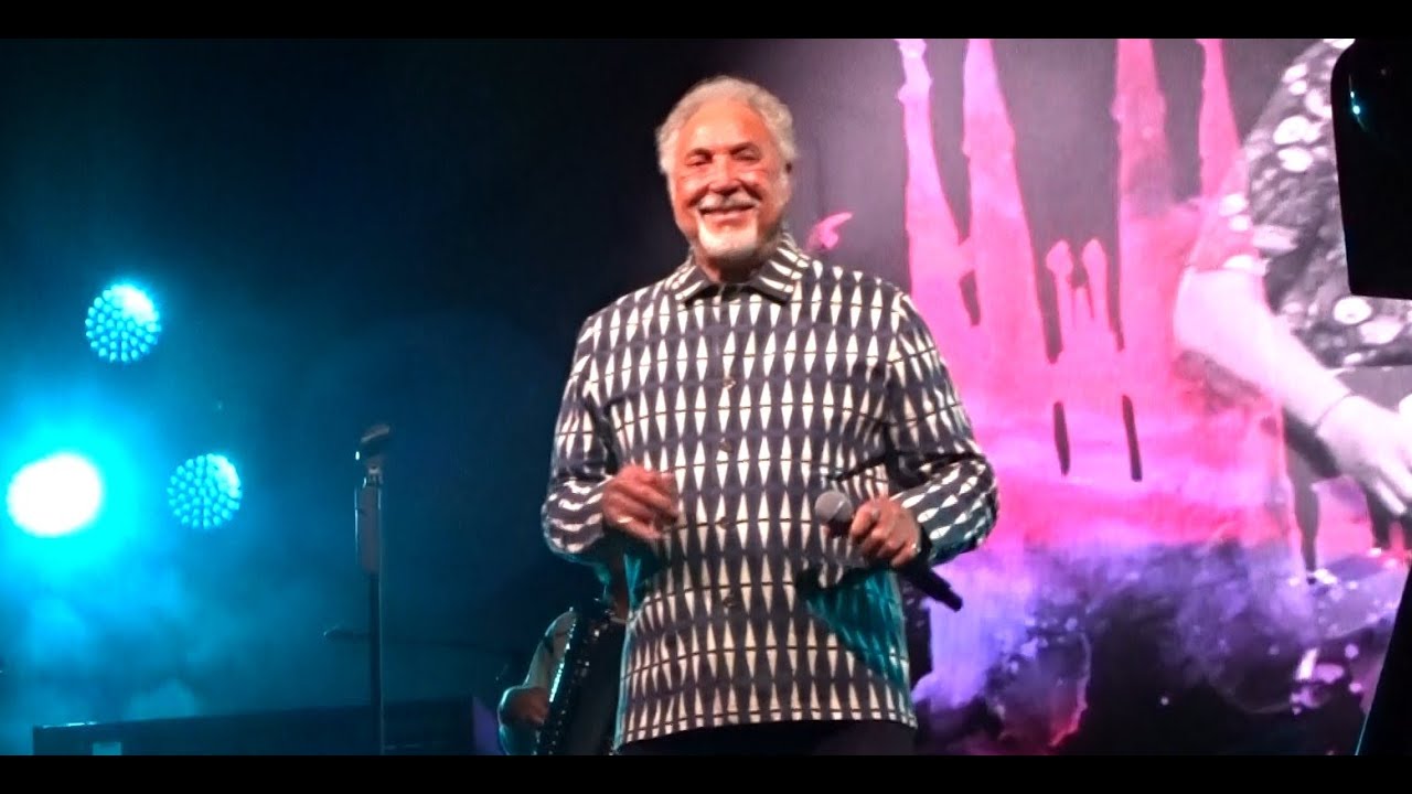 Tom Jones It's Not Unusual 10/7/24 Greek Theater Los Angeles, CA