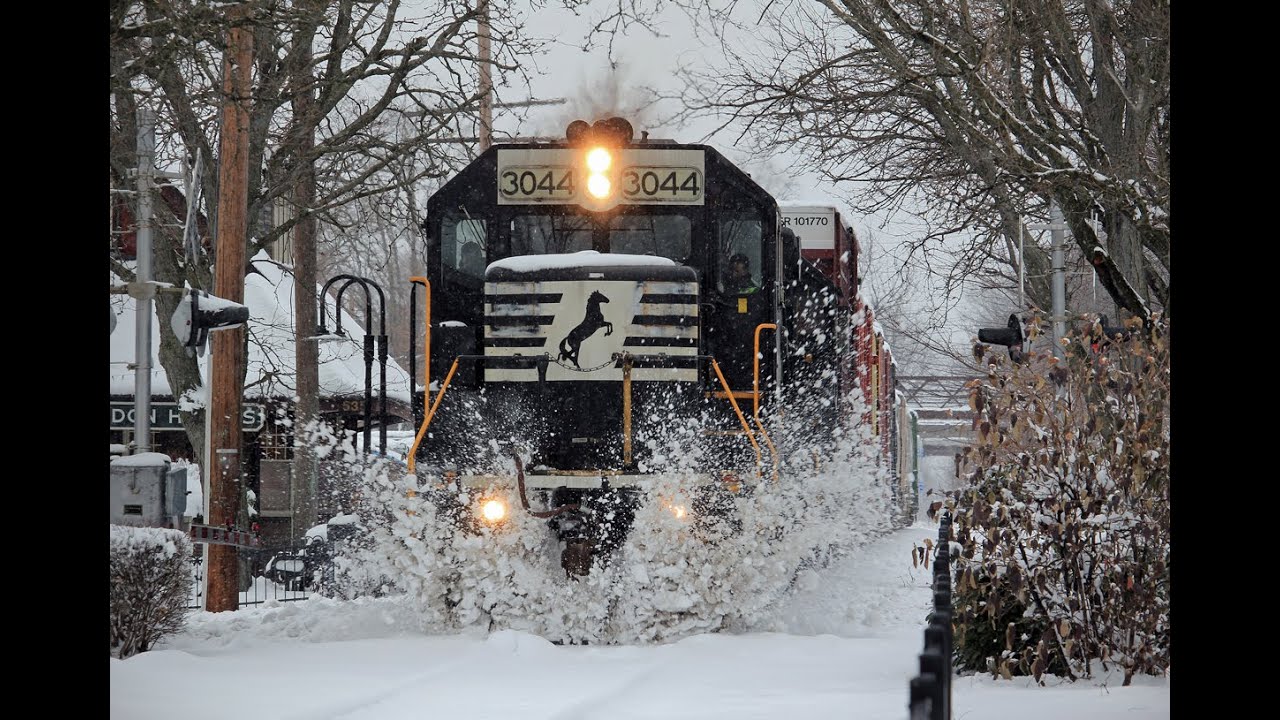 HiDef: South Jersey Snow Action-Coaches in Tow, New Diamond, and Snow Banks!