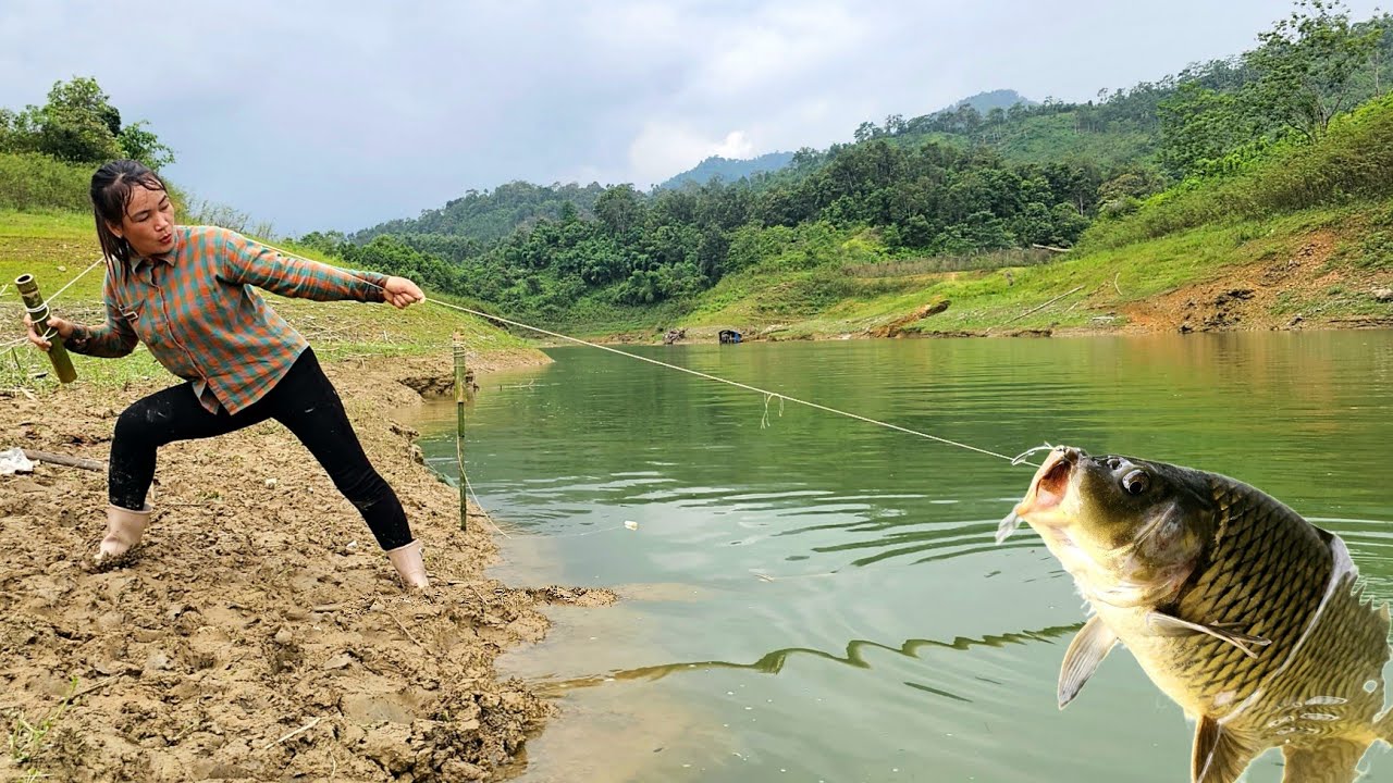 FULL VIDEO: 15 Days of Fishing by a Single Mom and Daughter - Giant Fishing Skills