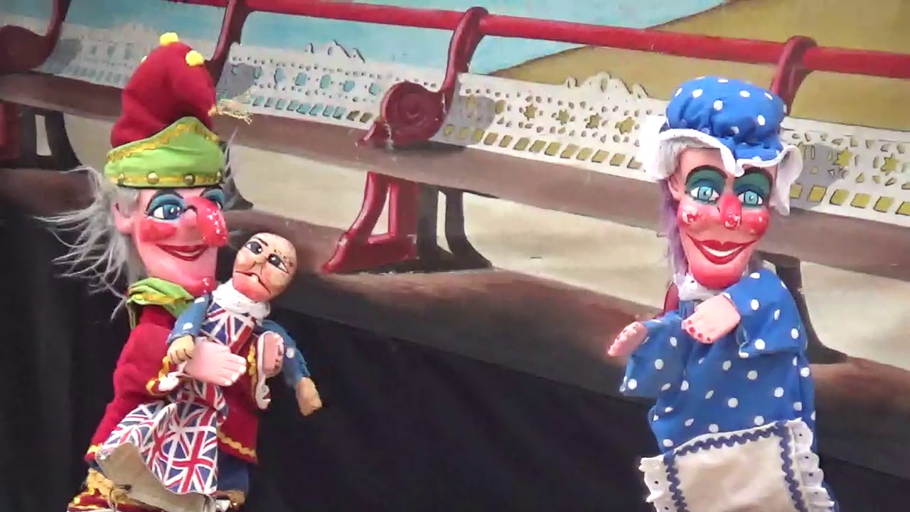 Punch & Judy Show Weymouth Beach 15.08.2018 Mark Poulton Weymouth Carnival