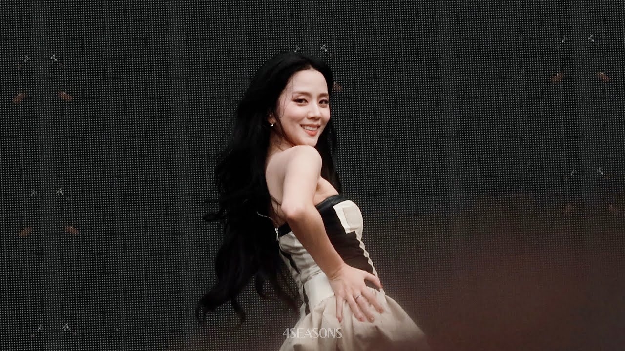 250706 BLACKPINK JISOO 블랙핑크 지수 - How You Like That @ 2025 BLACKPINK TOUR DEADLINE In Goyang 직캠 4k