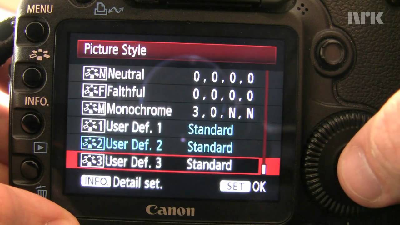 Philip Bloom setting up a Canon 5D Mark II for video