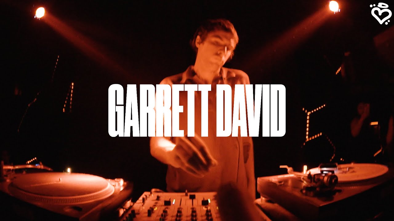 GARRETT DAVID | RETRO XMAS @ SOCIAL HEARTZ
