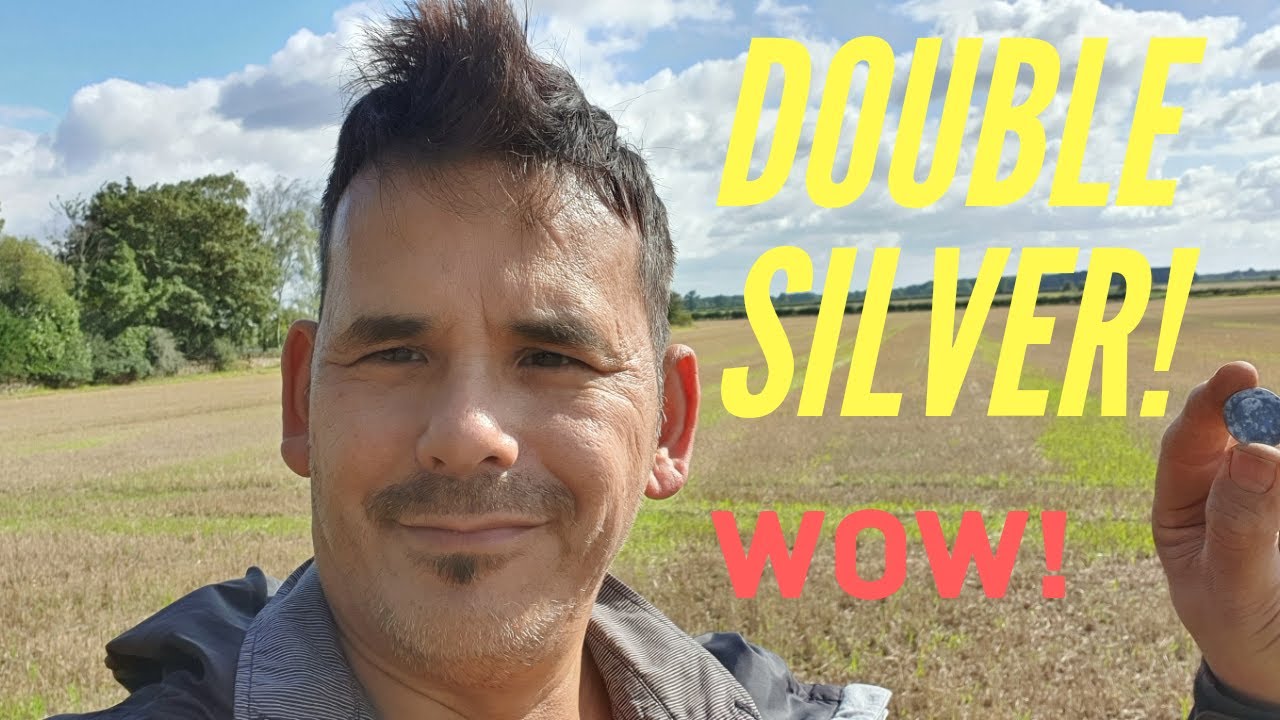 The Medieval Fields give up some of its Treasures - Roman and Silver found! Metal Detecting UK