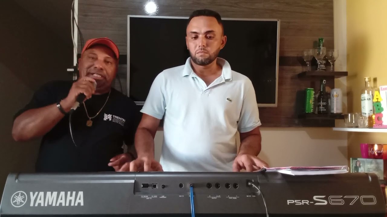 só bregão ensaio Lúcio bregueiro e Flavinho dos teclados em casa