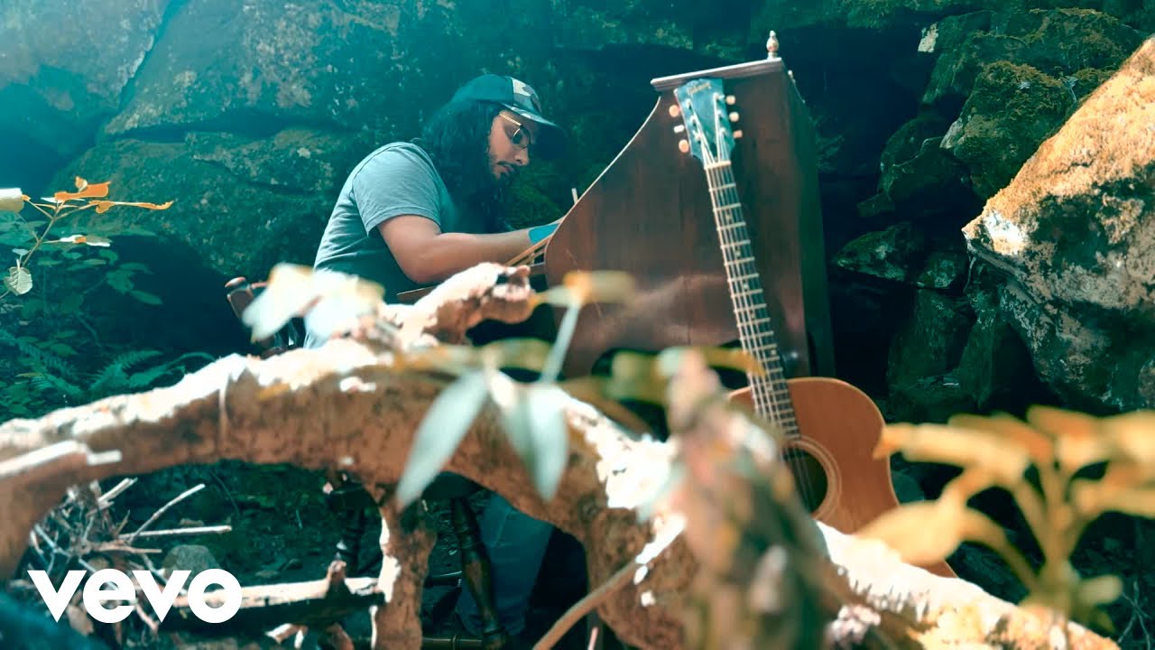 Mountain People Worship - Lion and Lamb