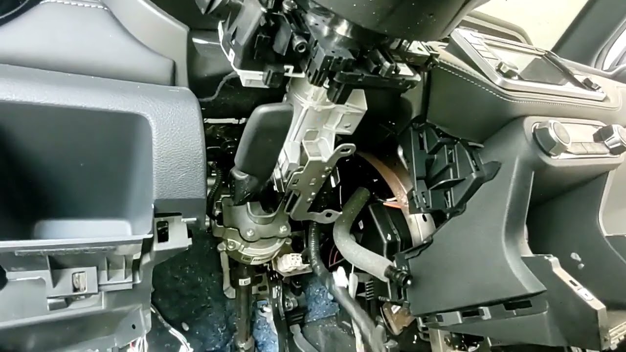 como desmontar o painel do Nissan kicks