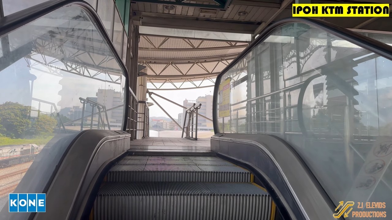 2 KONE ECO3000 Escalators at Ipoh KTM Station, Ipoh, Perak, Malaysia. (To Platform 1 / Exit)