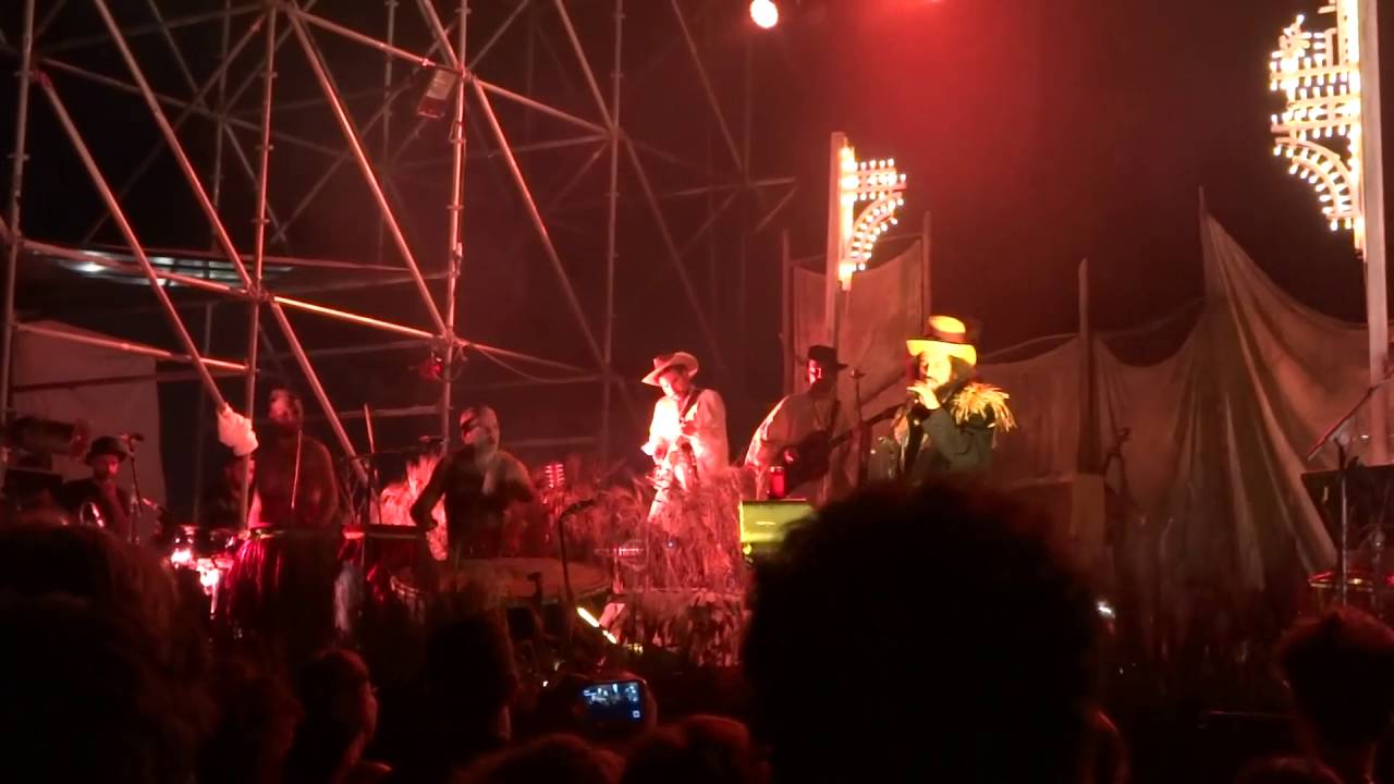 Vinicio Capossela - Al Veglione Live@Reggio Emilia