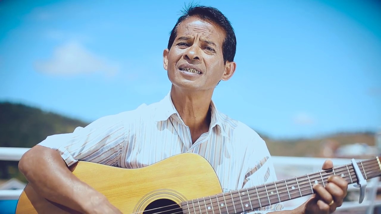 Antsom-bahoaka  - Tarika RATALATA